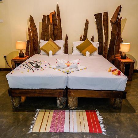 מלון Avudangawa Mahagedara Wellness Retreat מראה חיצוני תמונה